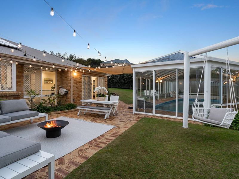 14 Harvey Crescent, Kardinya