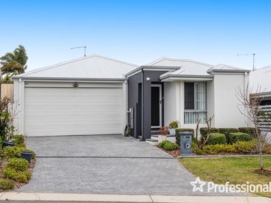 1 Greenford Rise, Kingsley WA 6026