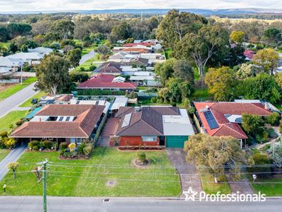 32 Camp Road, Pinjarra WA 6208