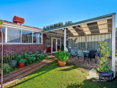 12 Dunbarton Way, Withers WA 6230