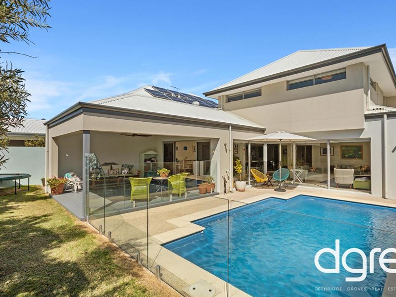 3 Breaksea Drive, North Coogee