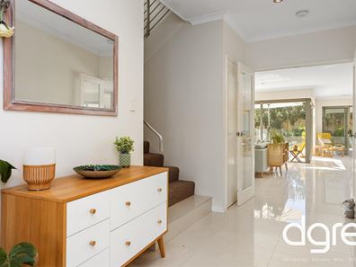 3 Breaksea Drive, North Coogee WA 6163