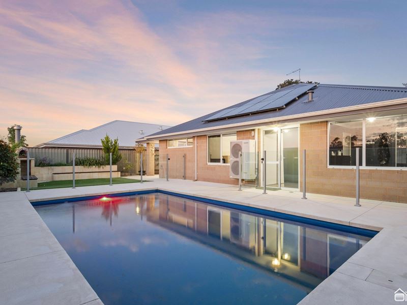 7 Dalgleish Grove, Byford
