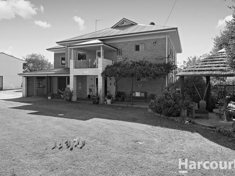 16 Pepper Street, Falcon