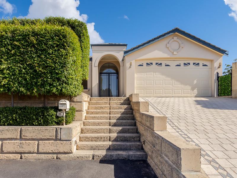 21 Woodbine Ridge, Eaton