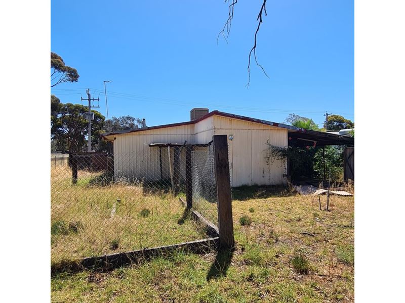 136 Angove Street, Norseman