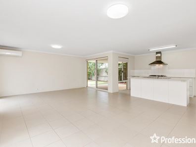 34 Villatella Gardens, Piara Waters WA 6112