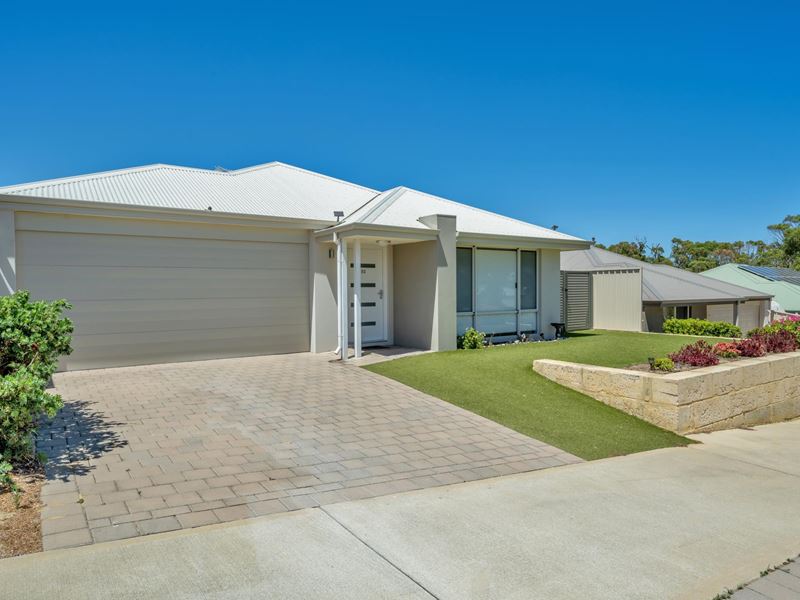 55 Pinehurst Loop, Meadow Springs