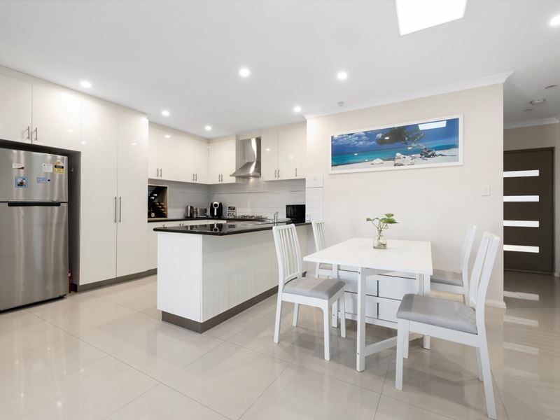 32B Blackdoune Way, Westminster