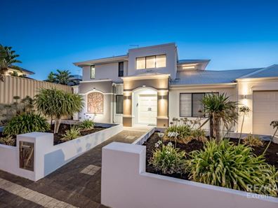 3 Blackpool Promenade, Iluka WA 6028