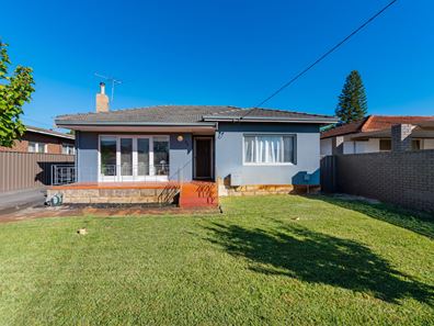 33 Charnwood Street, Morley WA 6062