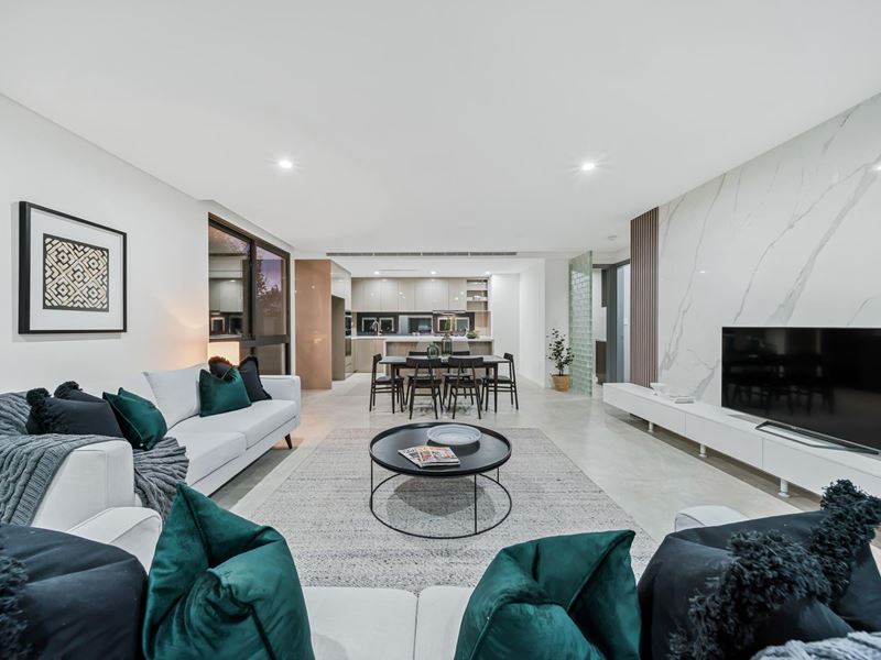 8 Brookside Avenue, South Perth