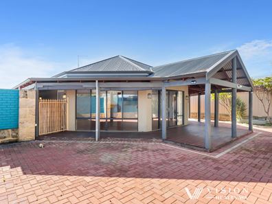 4 Bonfield Drive, Landsdale WA 6065