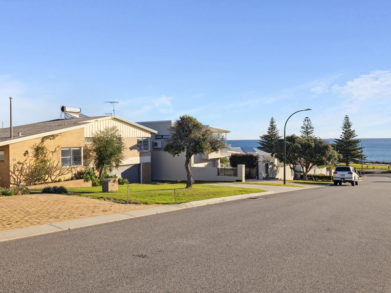 14 Kathleen Street, Trigg
