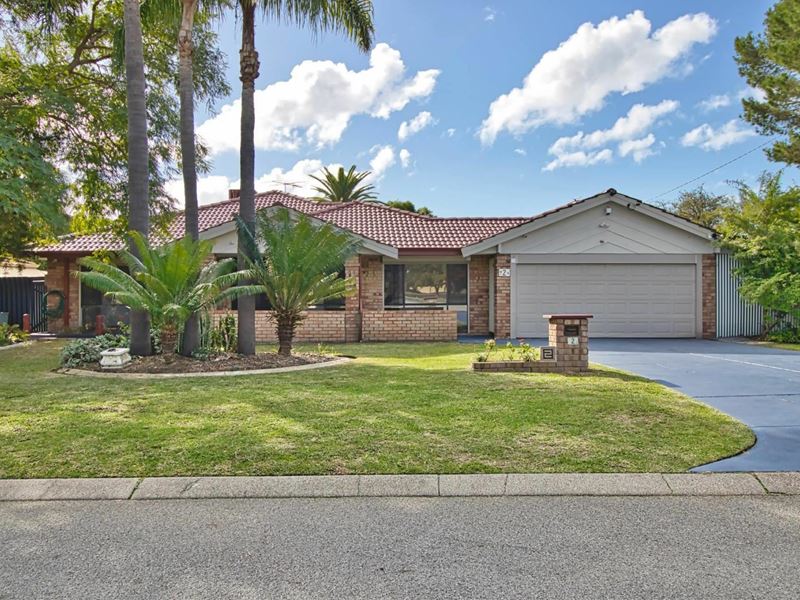 2 Falcon St, Rockingham WA 6168