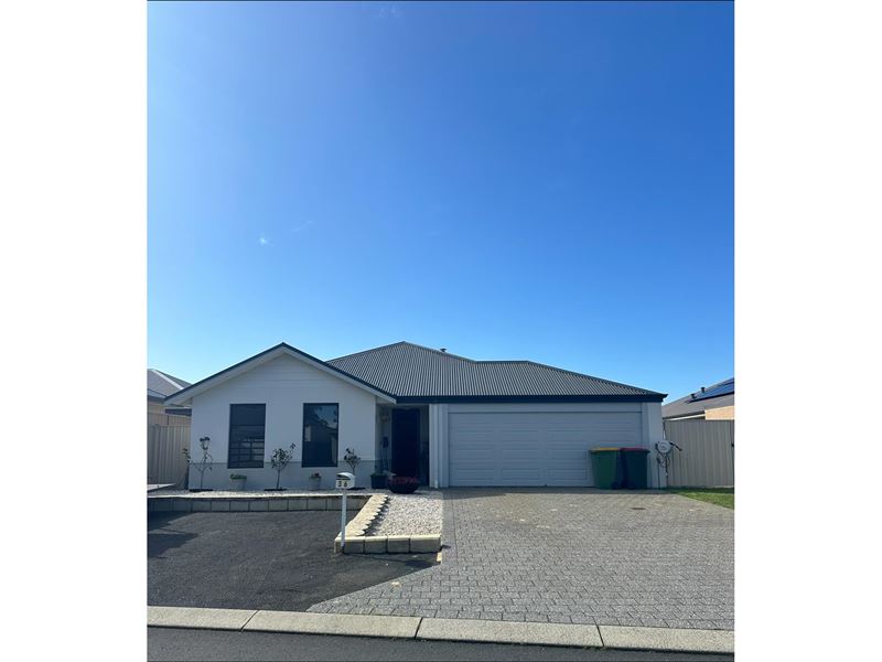 36 Wuraming Bend, Dalyellup WA 6230