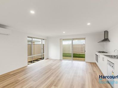 A/39 Persimmon Crescent, Karnup WA 6176