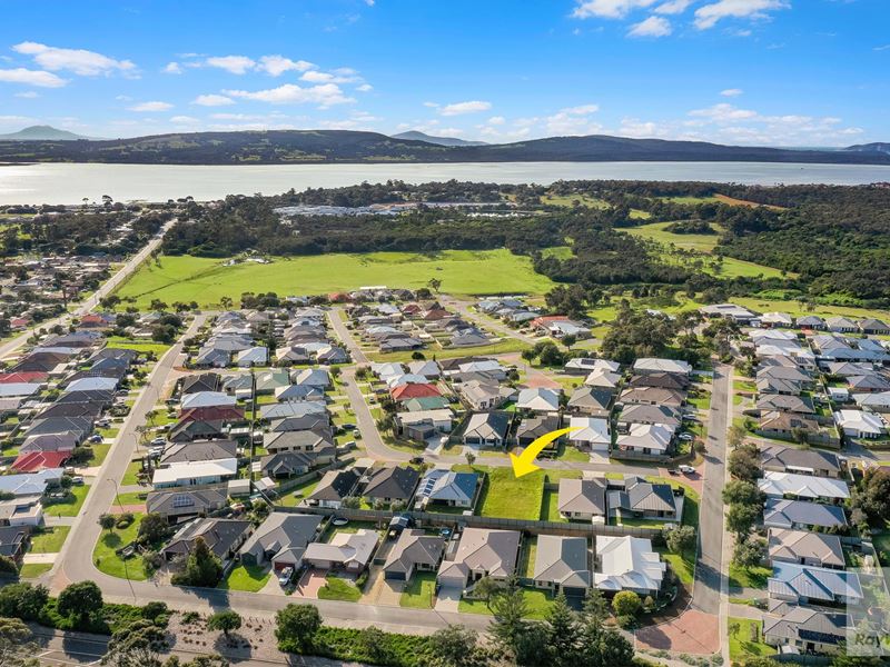 18 McCardell Crescent, Bayonet Head WA 6330