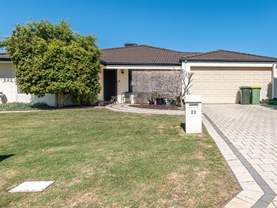 22 Mary Mackillop Glen, Queens Park WA 6107