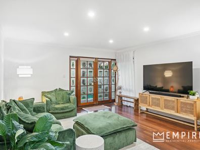 11 Williamson Road, Kardinya WA 6163