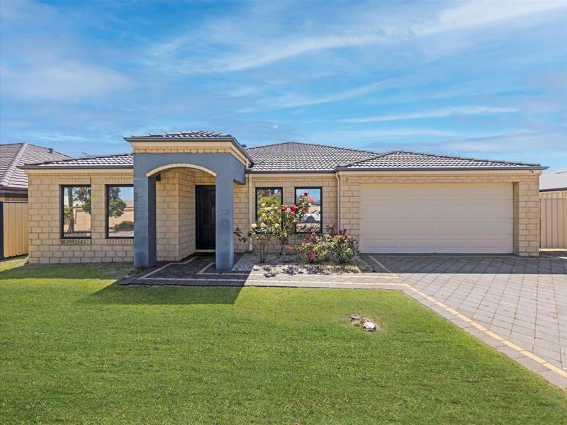 37 Macquarie Boulevard, Hammond Park WA 6164