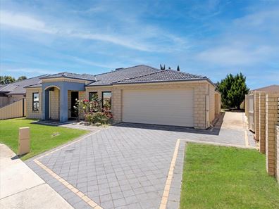 37 Macquarie Boulevard, Hammond Park WA 6164