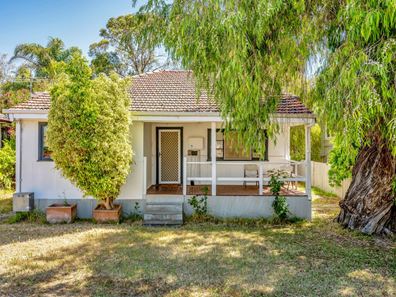 9 May Street, Rockingham WA 6168