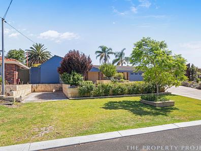 42 St Andrews  Way, Duncraig WA 6023