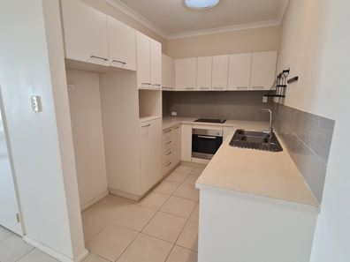 10/291 Ocean Keys Boulevard, Clarkson WA 6030