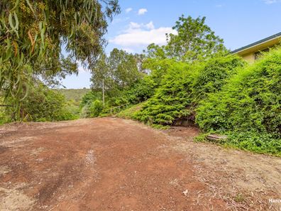 56 Croyden Road, Roleystone WA 6111