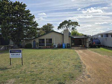 25 Alexander Drive, Castletown WA 6450