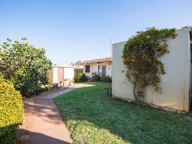 4 Hawkins Street, South Hedland WA 6722