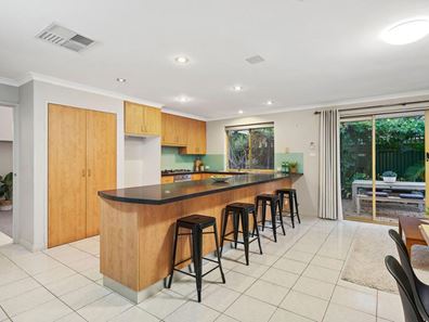 72B Adrian Street, Palmyra WA 6157