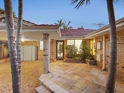 72B Adrian Street, Palmyra WA 6157
