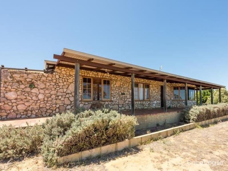 184 Cooper Street, Waggrakine WA 6530