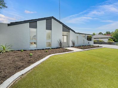 18 Ryland Road, Kelmscott WA 6111