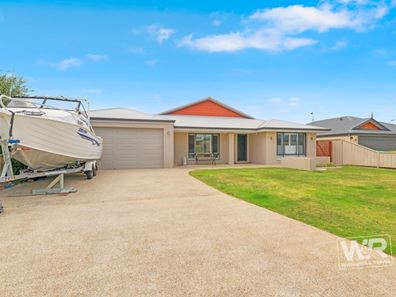 8 Aurora Rise, Mckail WA 6330