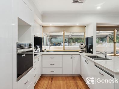 4 Kirkstall Way, Sawyers Valley WA 6074