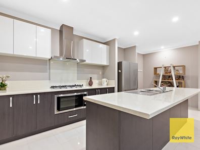 14 Pride Fairway, Baldivis WA 6171