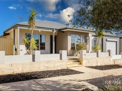299 Camborne Parkway, Butler WA 6036