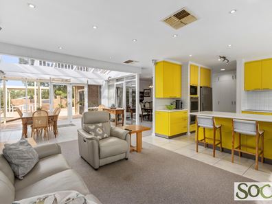 15 Nunweek Street, Booragoon WA 6154