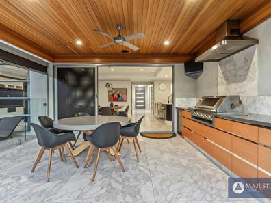 54 Mitchell St, Mount Pleasant WA 6153
