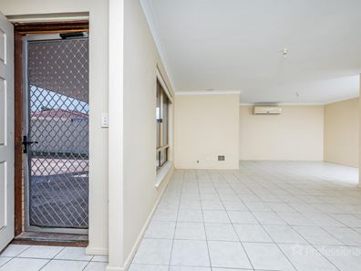 8A Armata Walk, Mirrabooka WA 6061