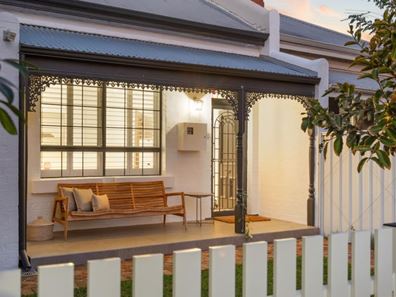18 Salisbury Street, Subiaco WA 6008