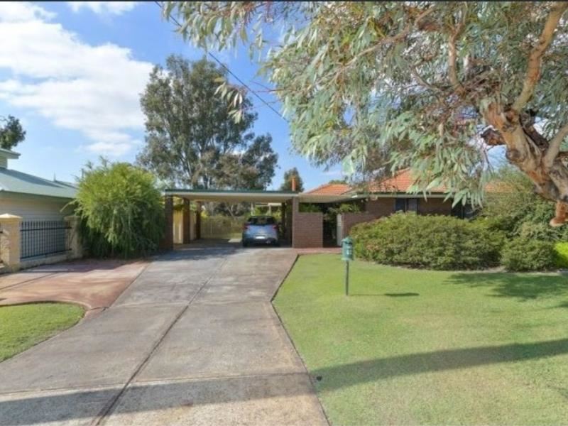 42 BASS ROAD, Bull Creek WA 6149
