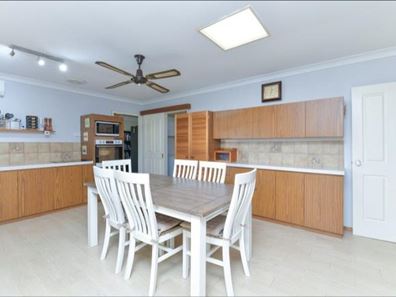 42 BASS ROAD, Bull Creek WA 6149