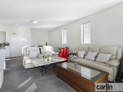 177/2 Signal Terrace, Cockburn Central WA 6164