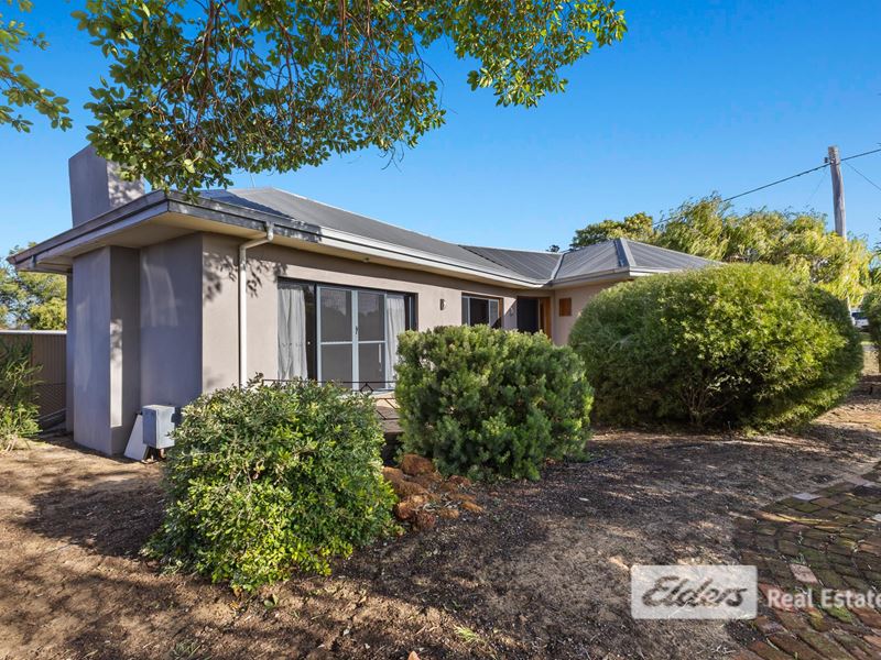 99 Mangles Street, South Bunbury