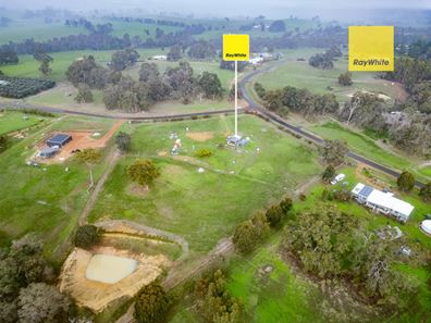 1 Kaufmann Close, Boyup Brook WA 6244