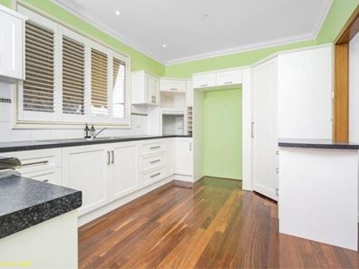 9 Christie Street, Beresford WA 6530
